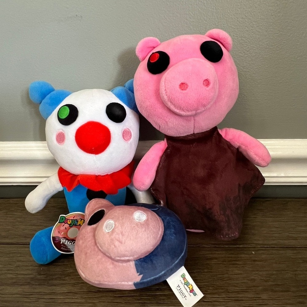 Roblox Piggy, Clowny & Doughmigos Piggy Plush Set
